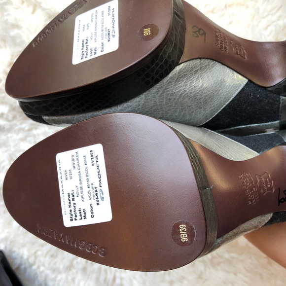 ❌SOLD❌BCBGMAXAZRIA Nivea Patent Leather On Heels - Picture 7 of 8
